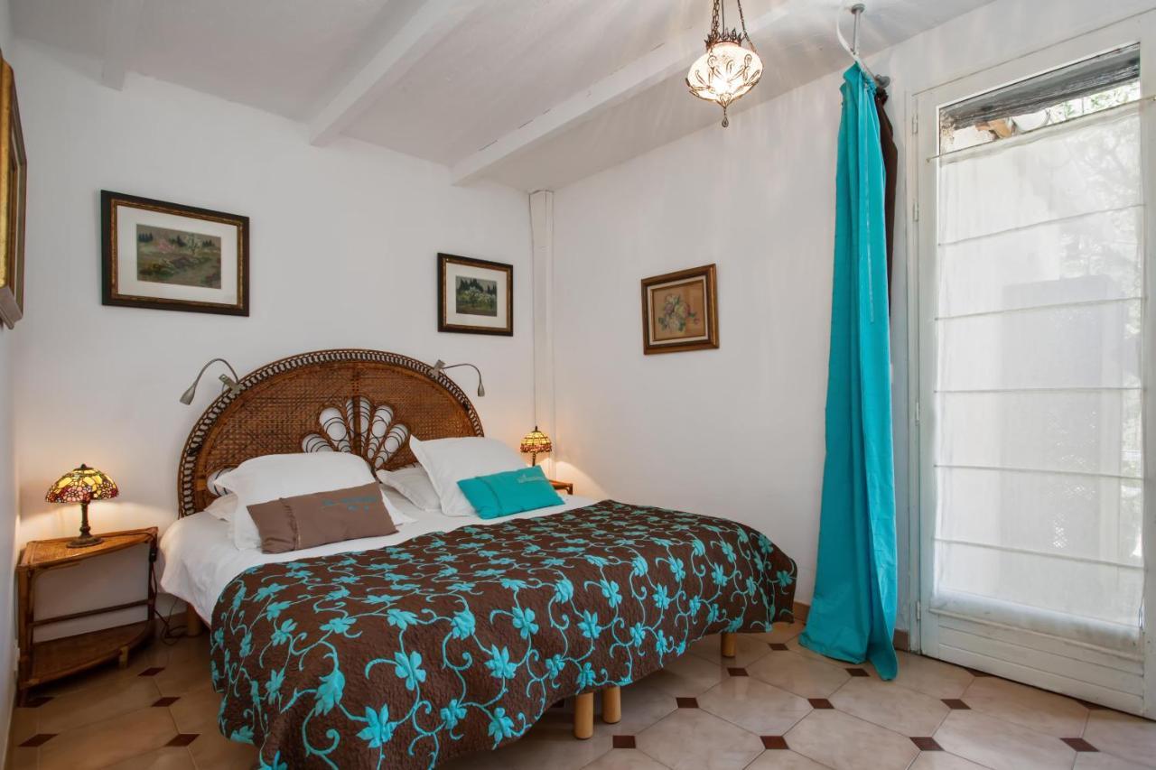 Chambre D'Hotes La Cascade Courmes Exterior foto